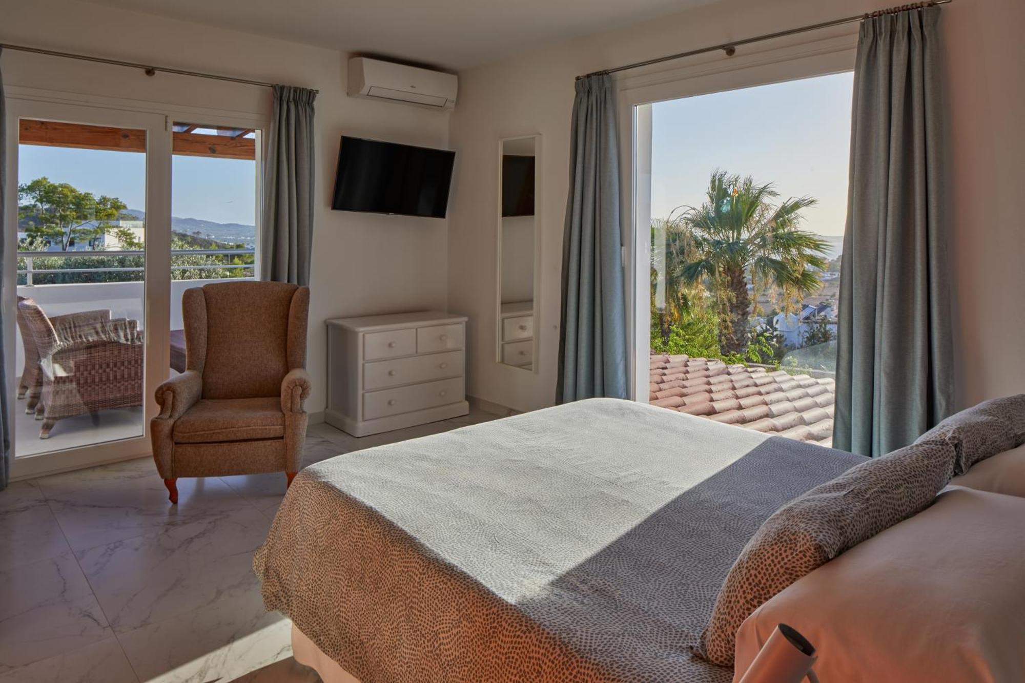 Villa Can Joan I - Fantastic Sunset Views And Family Friendly - سان أنطونيو المظهر الخارجي الصورة